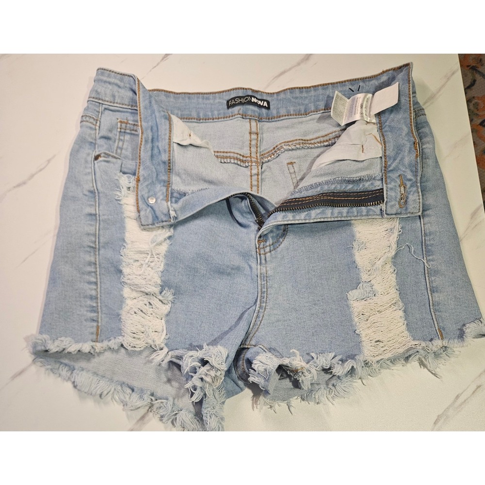 Stretch Denim Shorts Women 11 Light Blue Distressed High Rise Boho #631